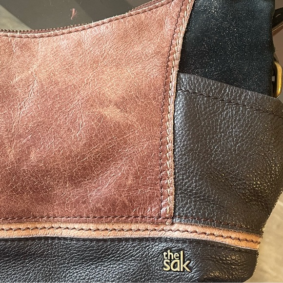 The Sak Genuine Leather Hobo Style Bag. - Picture 9 of 14